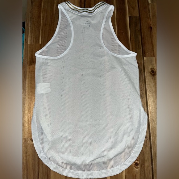 Nike running shirt - Picture 3 of 4